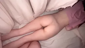 Pucelle timide perd sa virginité - défloration amateur
