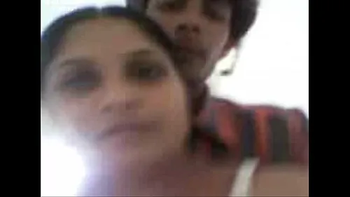 MILF indienne suce et baise son neveu tabou famille