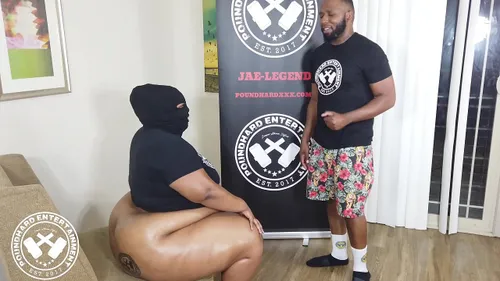 Casting BBW débutante gros cul ferme - Chubby Supreme