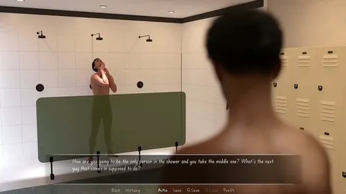 Hétéro muscle sa grosse bite sous la douche du gym