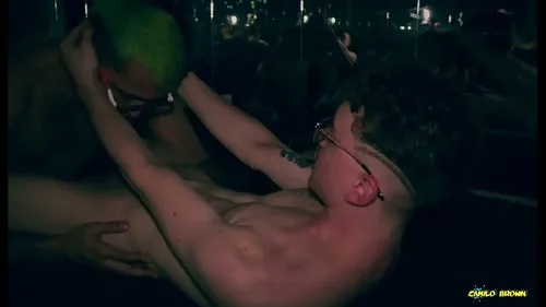 Camilo Brown suce la grosse bite de Nicolas Mucci